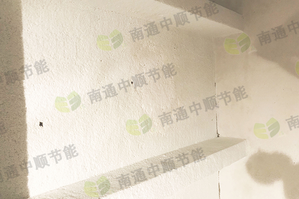 1593742378594721.jpg 玻璃棉喷涂.jpg