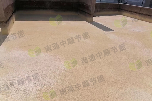 聚氨酯发泡.jpg 聚氨酯发泡.jpg
